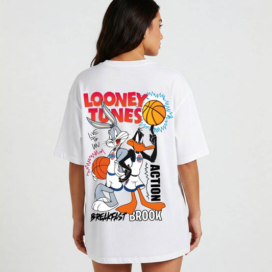 Looney Dunk Squad – Oversized Looney Tunes Basketball Graphic Tee (White) - Befaltu