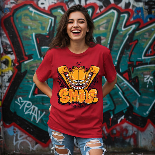 Red Garfield Smile Graffiti Graphic Women's Oversized T-shirt Befaltu