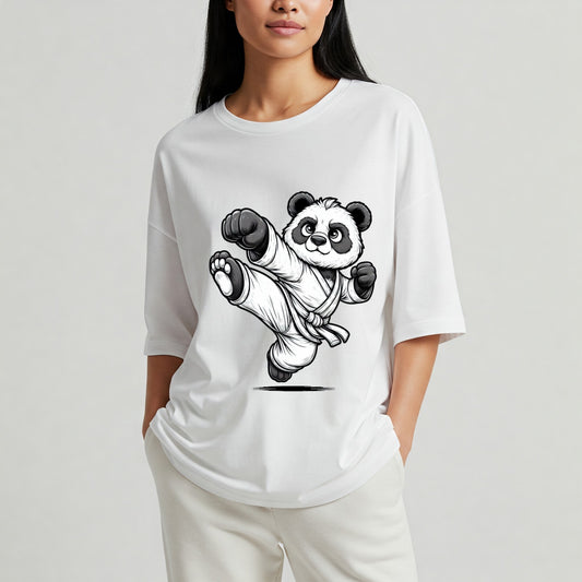 White Karate Panda Graphic Women's Oversized T-shirt Befaltu