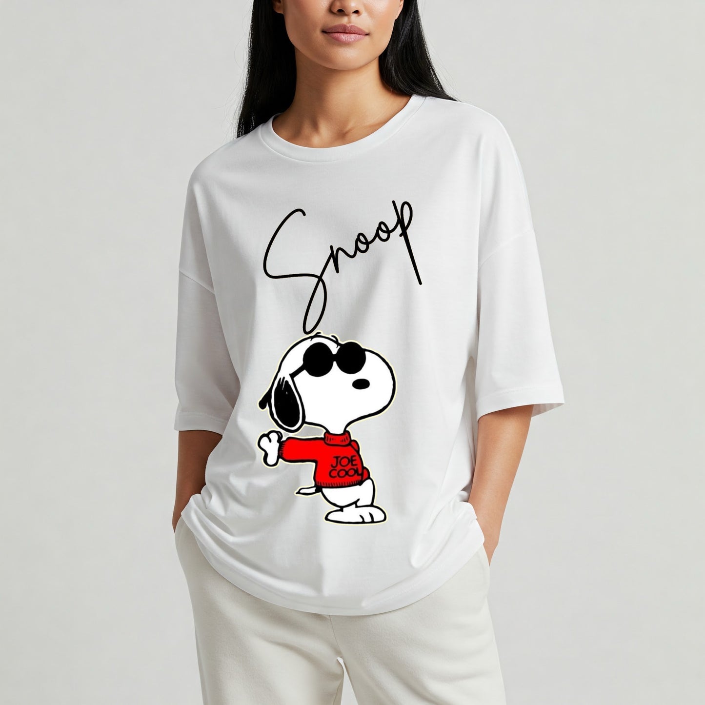 White Snoopy Joe Cool Graphic Women's Oversized T-shirt Befaltu
